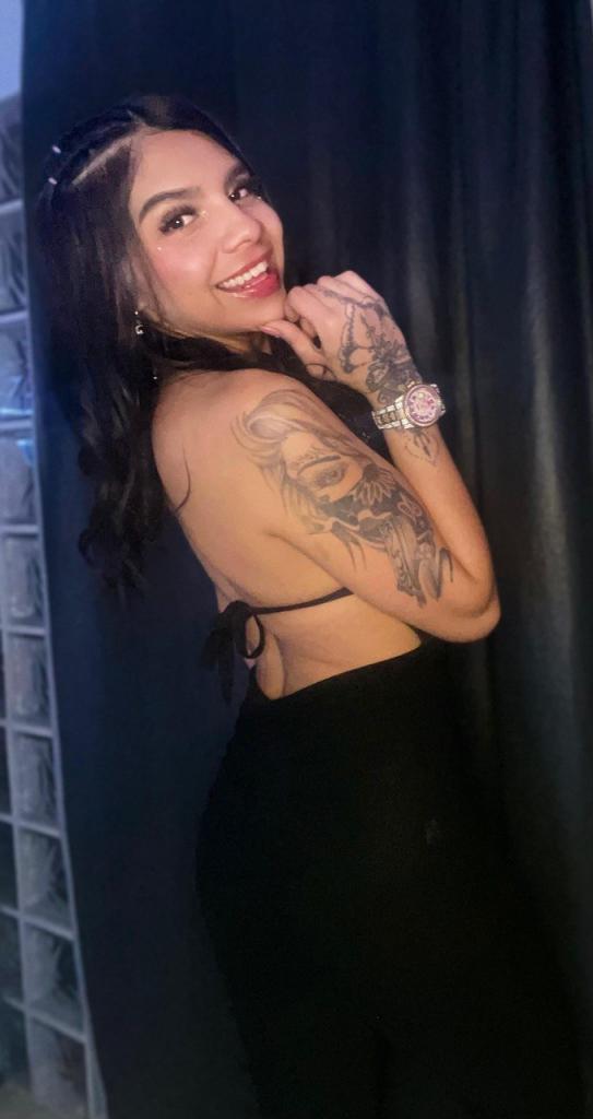 Chica busca chico en Málaga: Chica busca chico