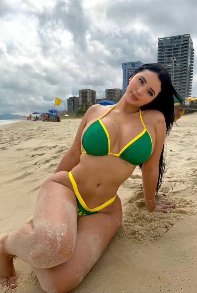 632066500: Chica busca chico en Cádiz