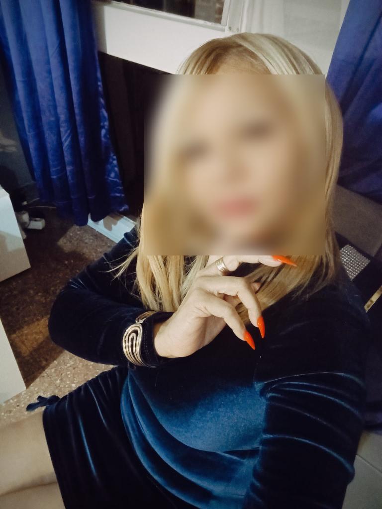 Chica busca chico en Granada: 
