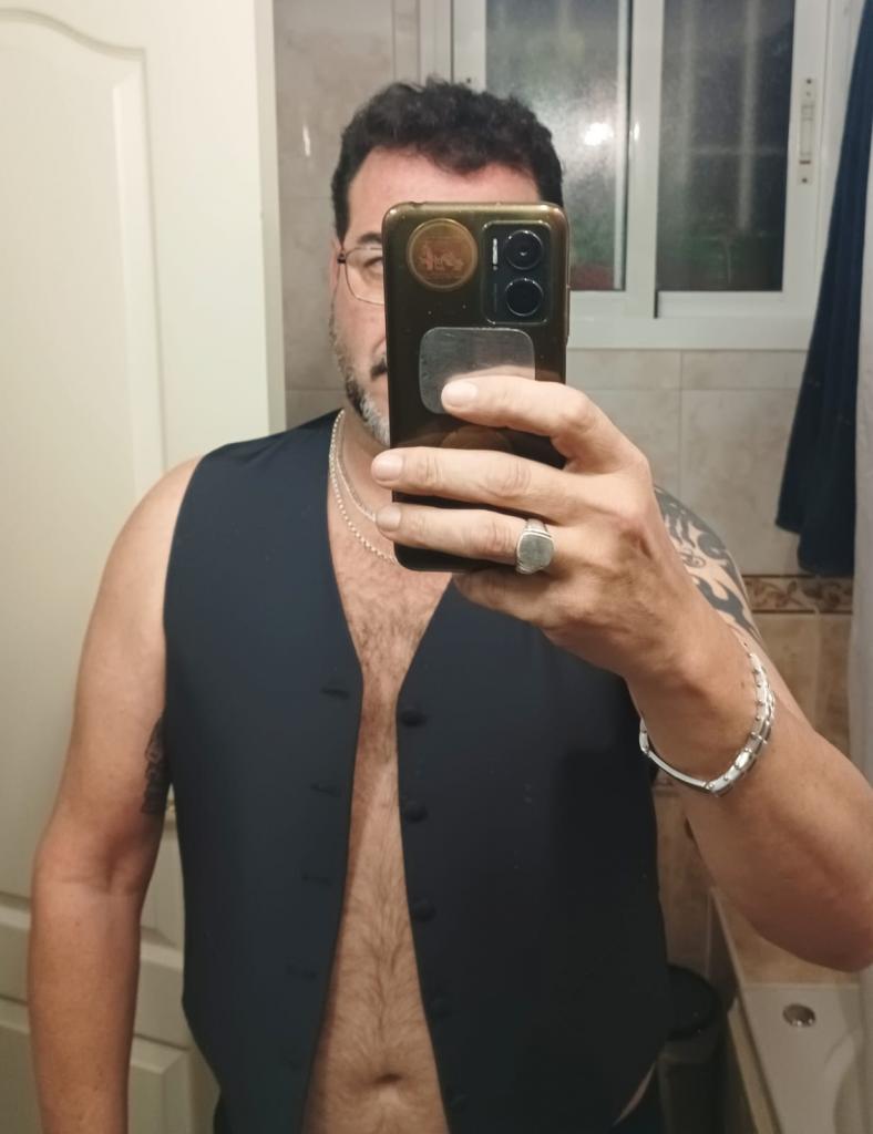 Chico busca chica en Málaga: 