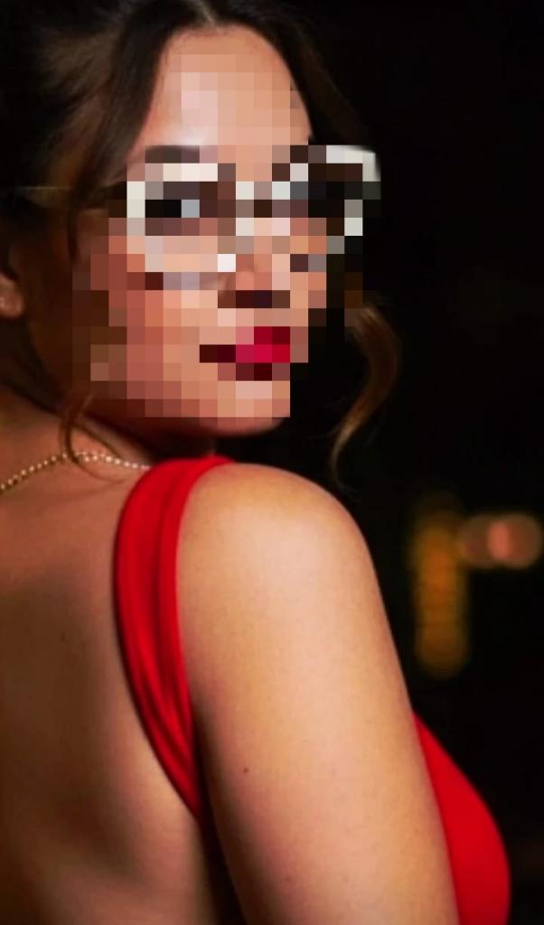 642598297: Chica busca chico en Cádiz