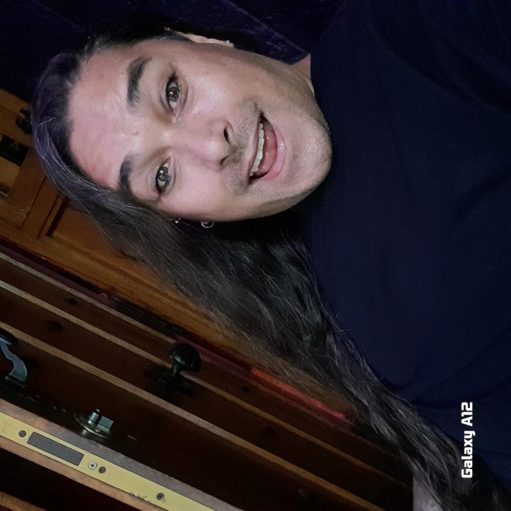 Chico busca chica en Alicante: 