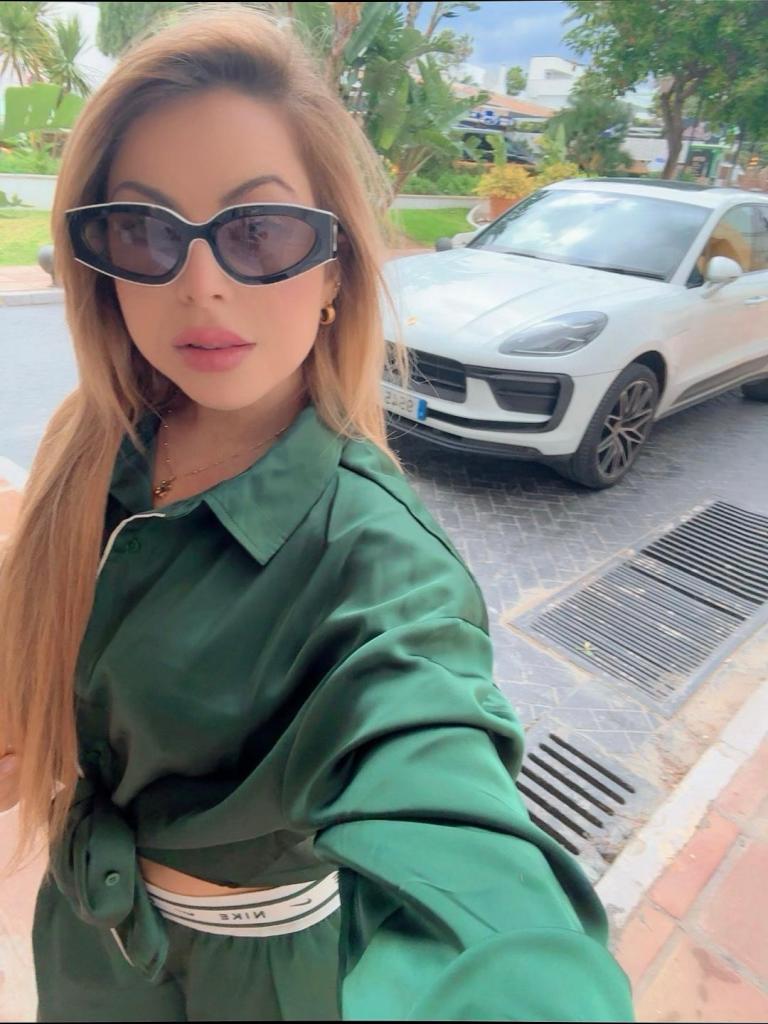 Chica busca chico en Cádiz: 