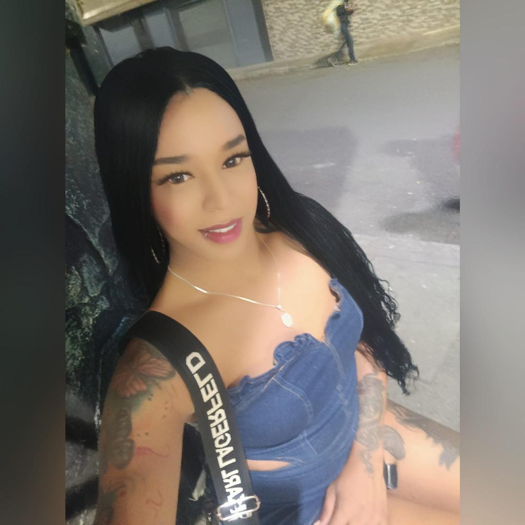 647016608: Travesti en Sevilla