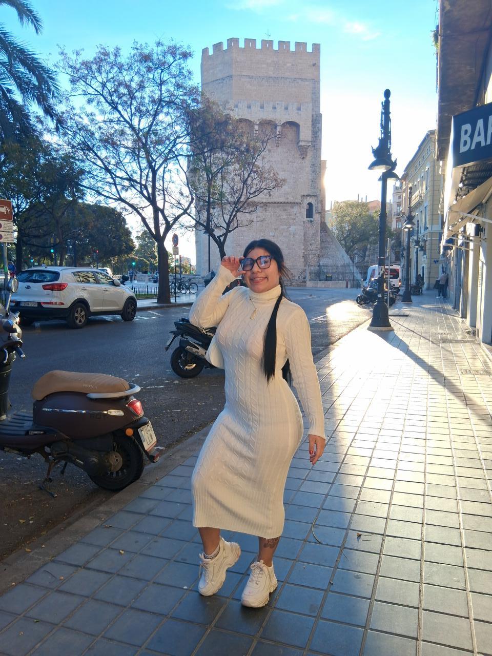 611235950: Chica busca chico en Murcia