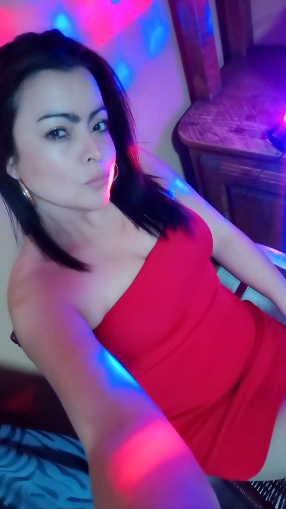 Chica busca chico en Tenerife: 