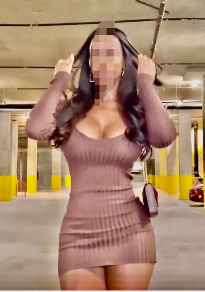 Chica busca chico en La Coruña: 