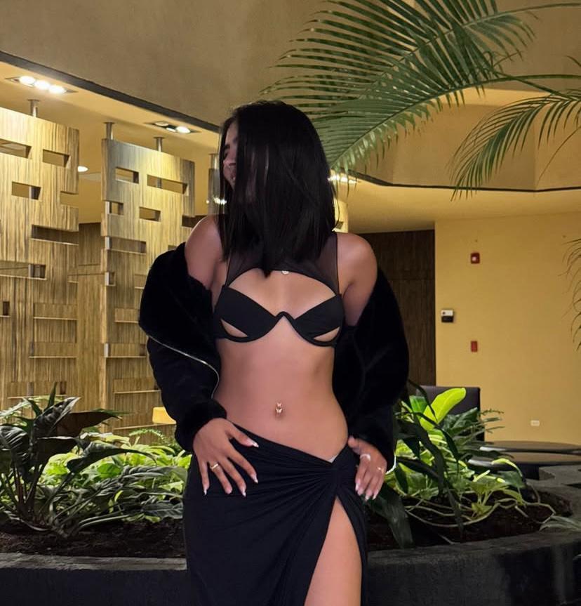 Chica busca chico en Almería: 