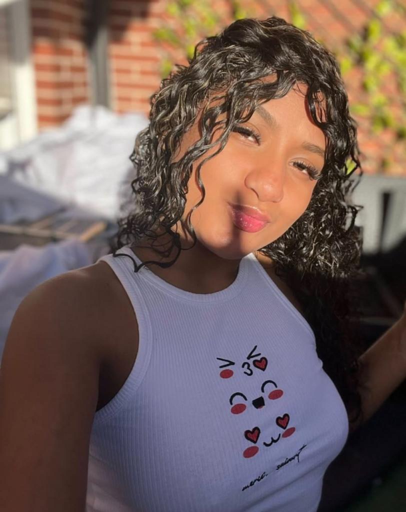 632384854: Chica busca chico en Madrid