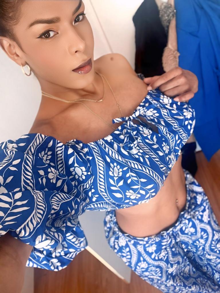 634821854: Transexual en Albacete