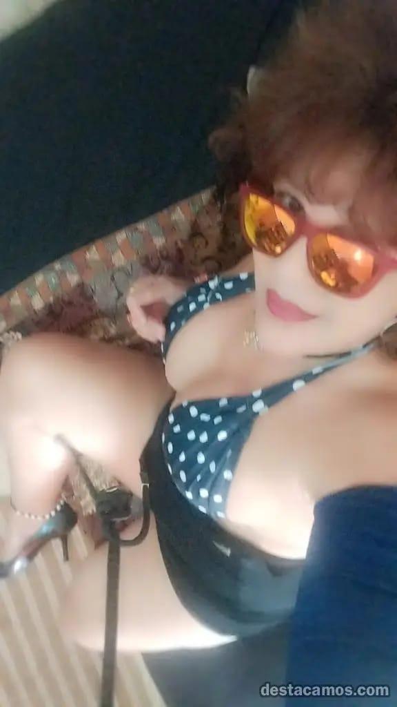 Chica busca chico en Tenerife: 