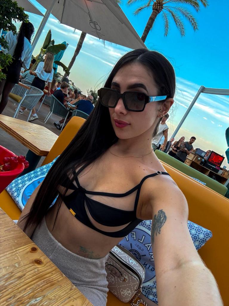 Chica busca chico en Mallorca: Chica busca chico