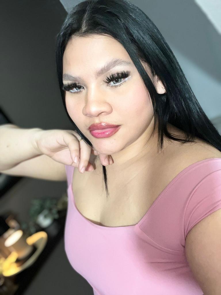 Chica busca chico en Sevilla: 