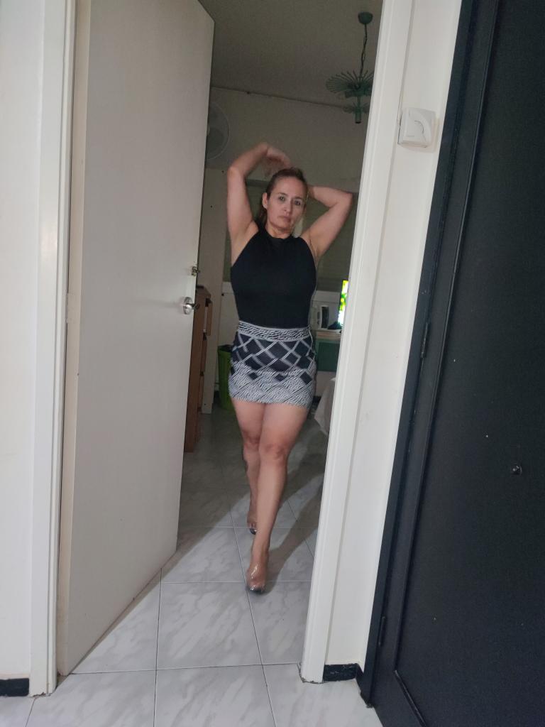 602413043: Chica busca chico en Lugo
