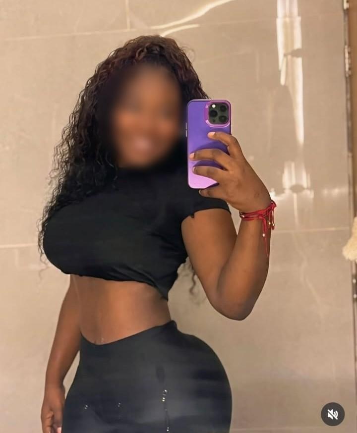 Chica busca chico en Cádiz: 