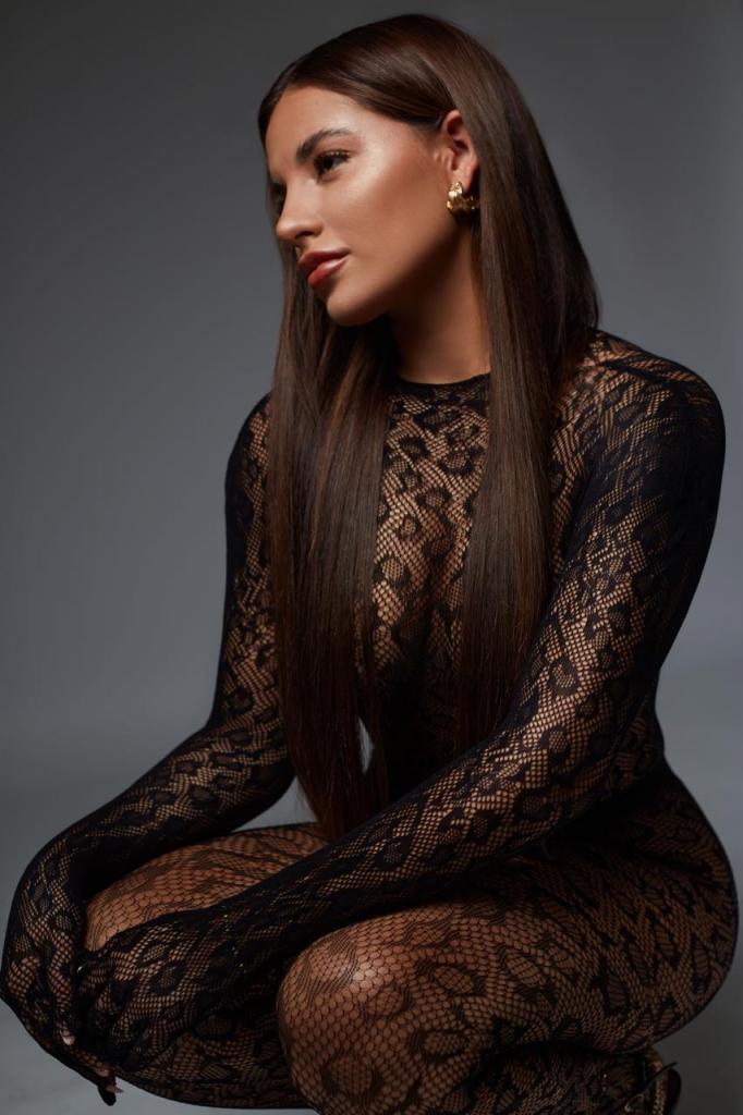 Chica busca chico en Toledo: Chica busca chico