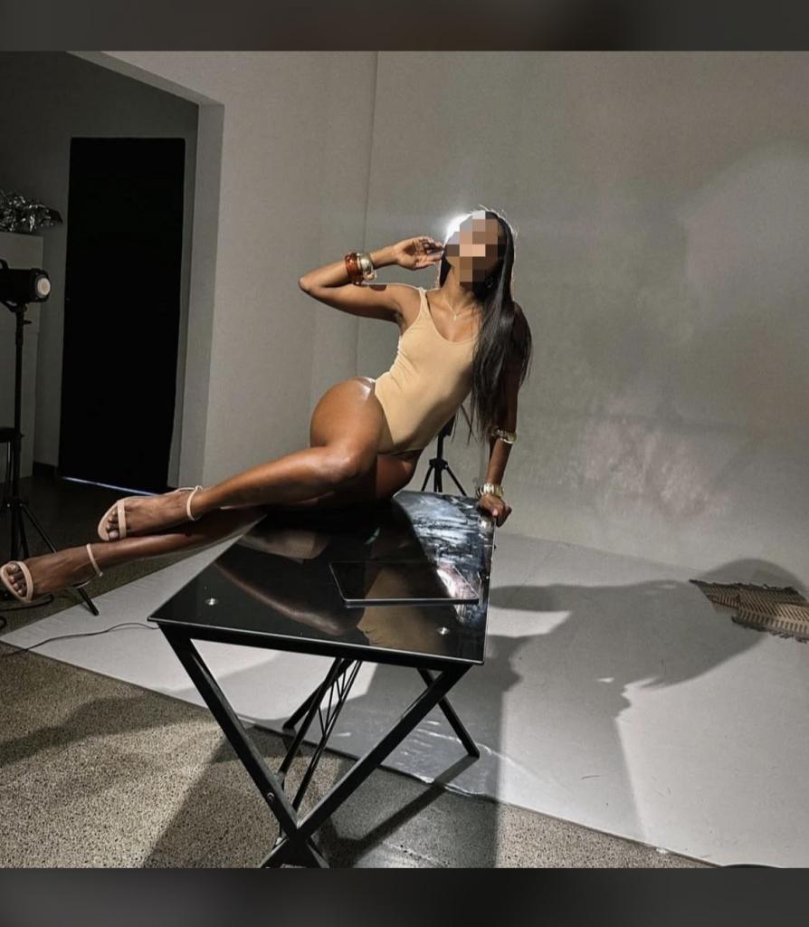 Chica busca chico en Asturias: 