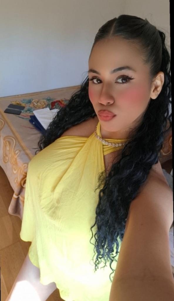 Chica busca chico en Almería: 