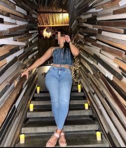 600847835: Chica busca chico en Barcelona