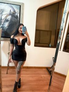 602705633: Chica busca chico en Sevilla