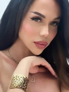 615796780: Travesti en Barcelona