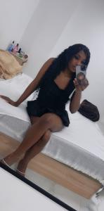 631143854: Chica busca chico en Valencia