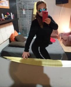 647684852: Chica busca chico en La Coruña