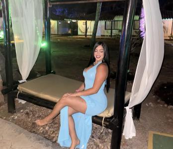 604195677: Chica busca chico en La Coruña