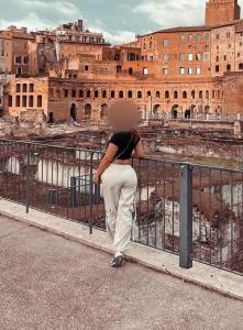 611570054: Chica busca chico en Alicante