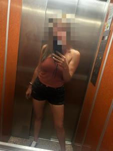 672154908: Chica busca chico en Madrid