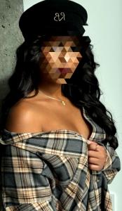 611275232: Chica busca chico en La Coruña