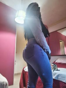 623338504: Chica busca chico en Sevilla