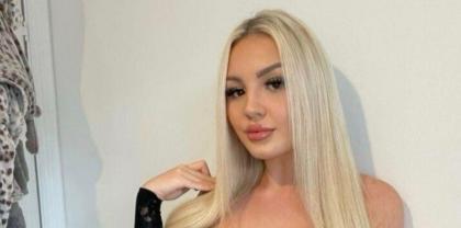 627294221: Chica busca chico en Barcelona