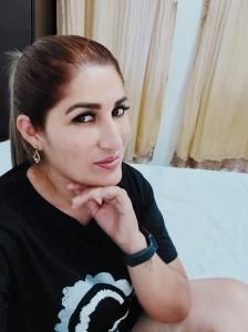 631583053: Chica busca chico en Huelva