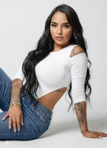 603301404: Chica busca chico en Madrid