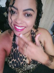 689739268: Chica busca chico en Zaragoza