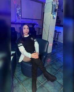 643796437: Chica busca chico en Las Palmas