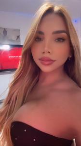 664366516: Transexual en Cádiz