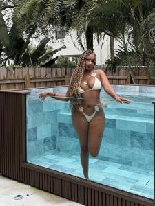 642961749: Chica busca chico en Menorca