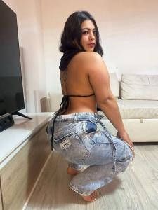 637757933: Chica busca chico en Zaragoza