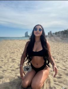 631941816: Chica busca chico en Gerona