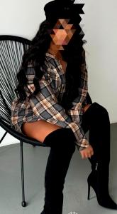 611275232: Chica busca chico en La Coruña