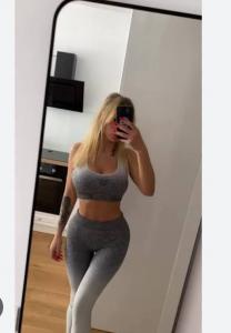 672993072: Chica busca chico en Madrid