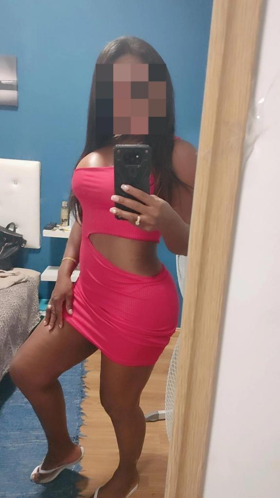 Chica busca chico en Zaragoza: 