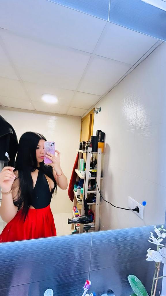 Chica busca chico en Granada: 