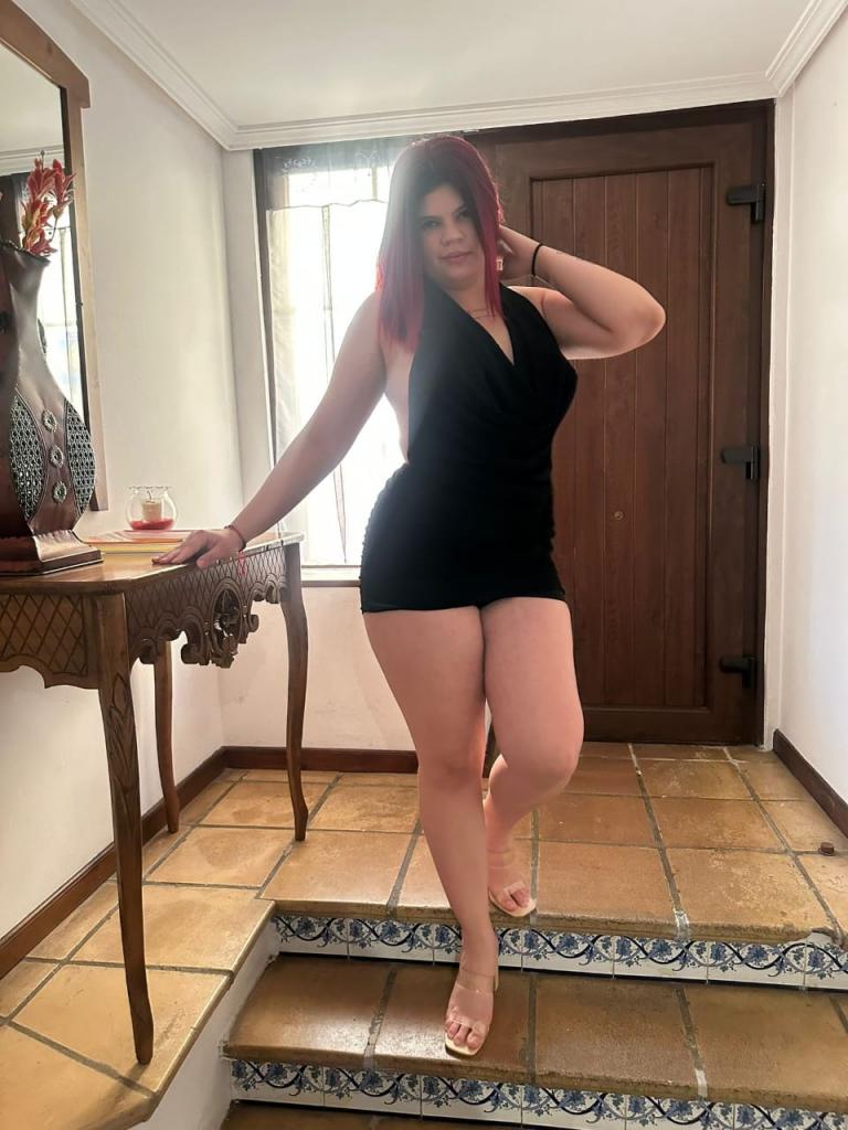 Chica busca chico en Almería: 