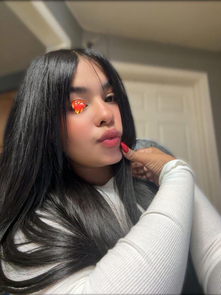 Chica busca chico en Granada: 