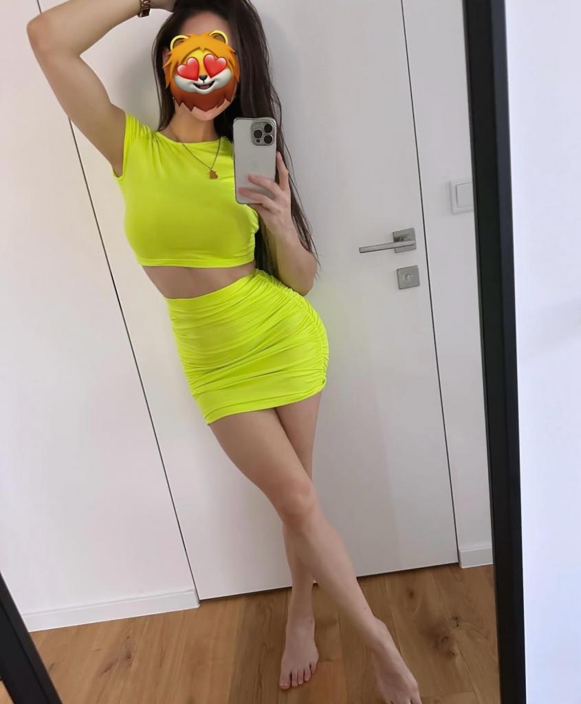 Chica busca chico en La Coruña: Chica busca chico