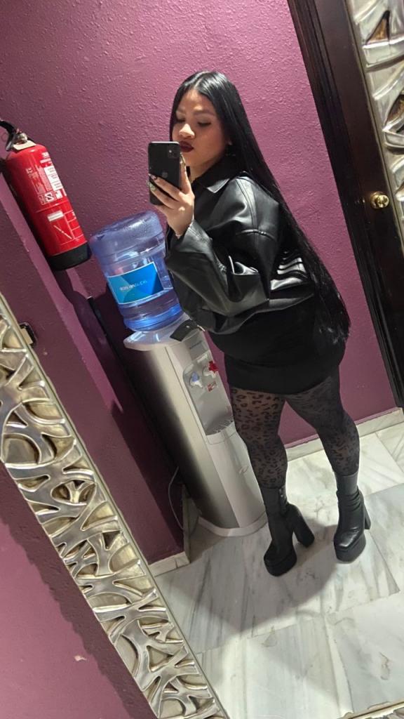 Chica busca chico en Sevilla: 