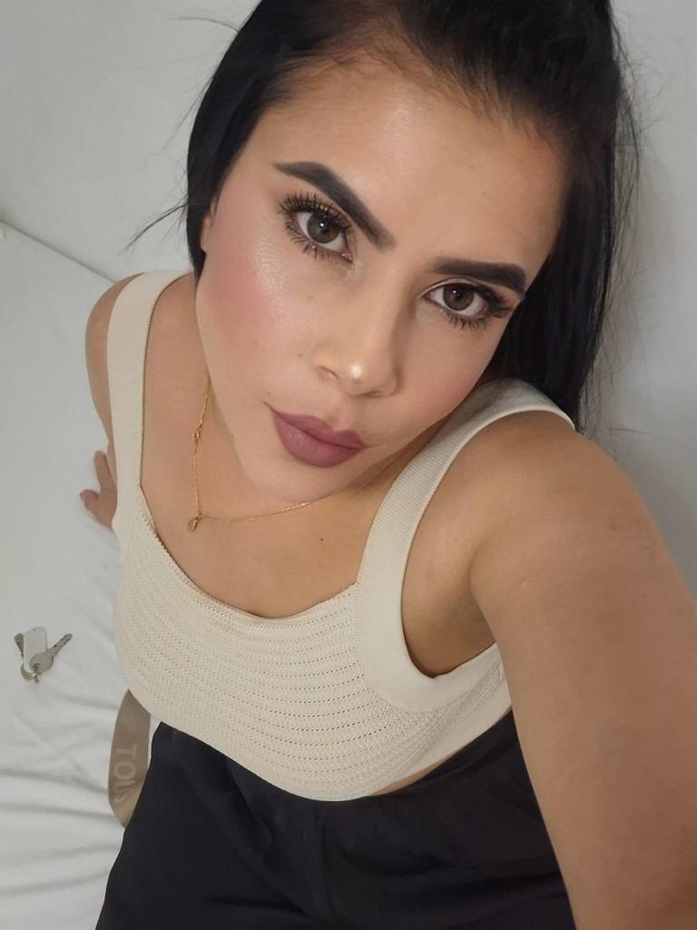 Chica busca chico en Granada: 